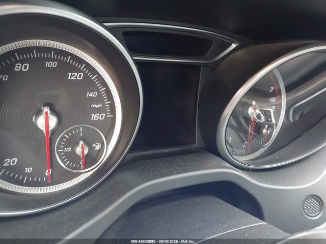 WDCTG4EB2JJ457070 Mercedes-Benz GLA 250
