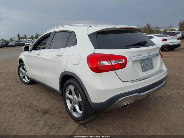 WDCTG4EB2JJ457070 Mercedes-Benz GLA 250