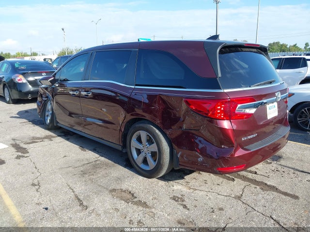 45843628 :رقم المزاد ، 5FNRL6H70JB038561 vin ، 2018 Honda Odyssey Ex-l مزاد بيع