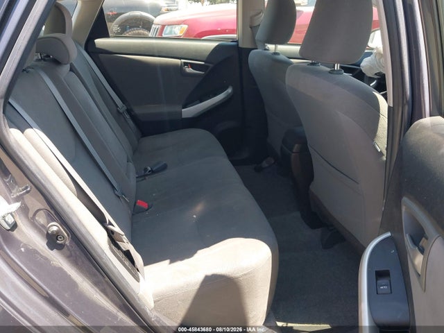 JTDKN3DU5F2000758 Toyota Prius Two
