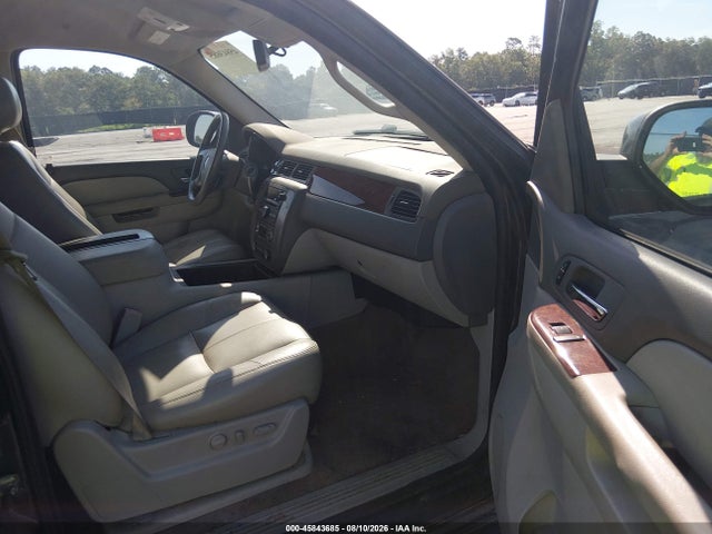 Продаж на аукціоні авто 2010 Gmc Yukon Xl 1500 Slt, vin: 1GKUKKE34AR205624, номер лоту: 45843685