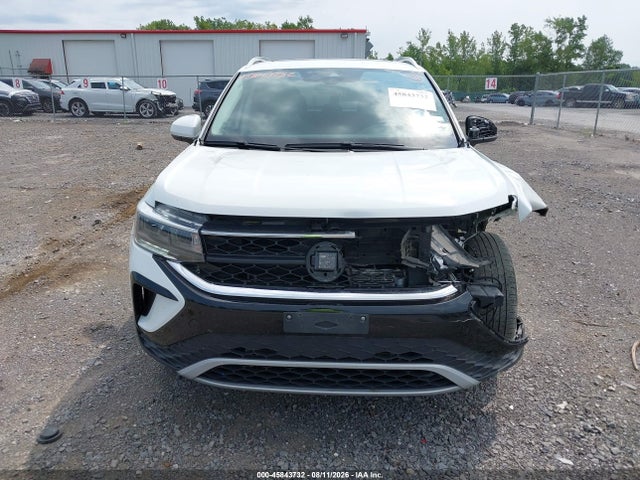 Продаж на аукціоні авто 2024 Volkswagen Taos 1.5t Se, vin: 3VVVX7B23RM130133, номер лоту: 45843732