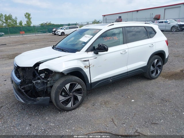 Продаж на аукціоні авто 2024 Volkswagen Taos 1.5t Se, vin: 3VVVX7B23RM130133, номер лоту: 45843732