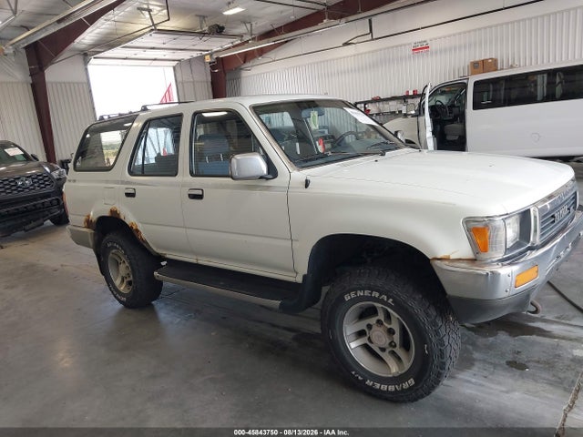 1990 Toyota 4runner Vn39 Sr5 მანქანა იყიდება აუქციონზე, vin: JT3VN39W1L0027653, აუქციონის ნომერი: 45843750