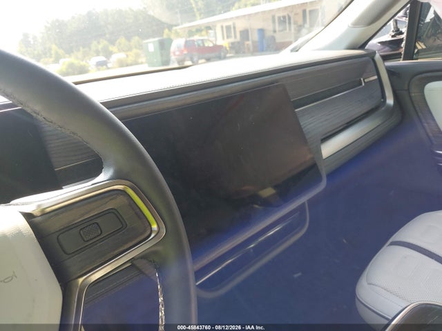 45843760 :رقم المزاد ، 7PDSGABA9PN010385 vin ، 2023 Rivian R1s Adventure مزاد بيع