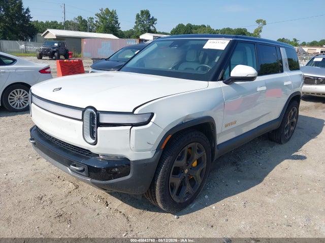 45843760 :رقم المزاد ، 7PDSGABA9PN010385 vin ، 2023 Rivian R1s Adventure مزاد بيع