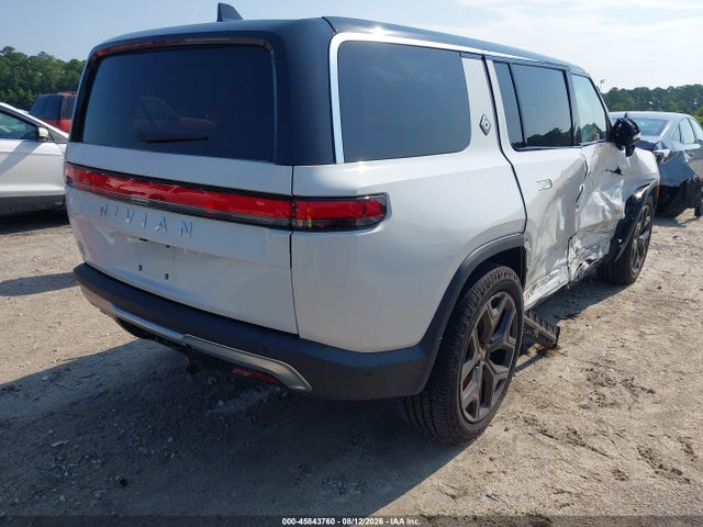 45843760 :رقم المزاد ، 7PDSGABA9PN010385 vin ، 2023 Rivian R1s Adventure مزاد بيع