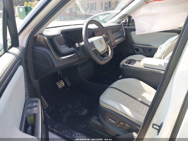 45843760 :رقم المزاد ، 7PDSGABA9PN010385 vin ، 2023 Rivian R1s Adventure مزاد بيع