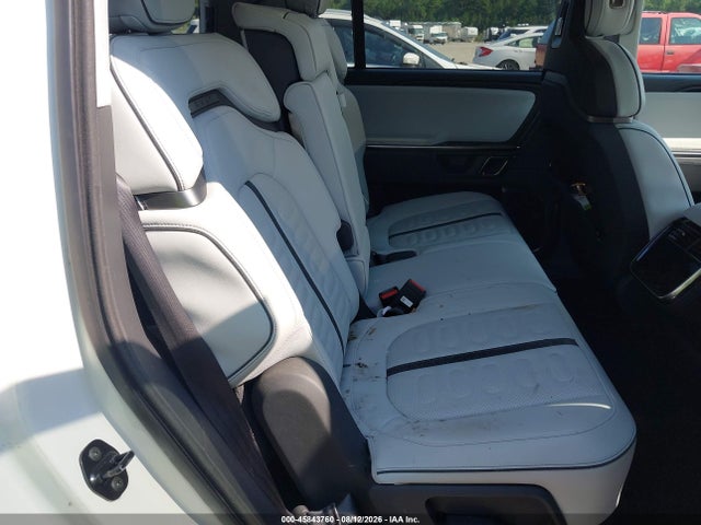 45843760 :رقم المزاد ، 7PDSGABA9PN010385 vin ، 2023 Rivian R1s Adventure مزاد بيع