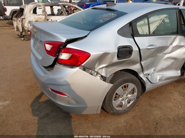 Chevrolet Cruze Ls Auto 2018 1G1BC5SM6J7219902 Image 17