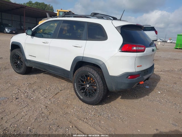 2017 Jeep Cherokee Trailhawk მანქანა იყიდება აუქციონზე, vin: 1C4PJMBS2HW588641, აუქციონის ნომერი: 45843810