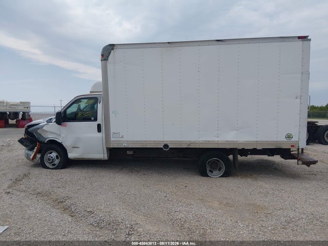 Продажа на аукционе авто 2012 Gmc Savana Cutaway 4500 Series, vin: 1GD675BG3C1116493, номер лота: 45843813