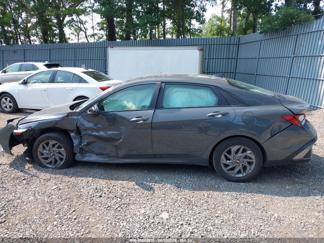 2024 Hyundai Elantra Sel მანქანა იყიდება აუქციონზე, vin: KMHLM4DG9RU849528, აუქციონის ნომერი: 45843835