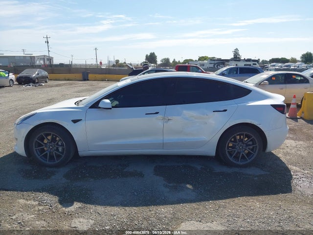 Продажа на аукционе авто 2021 Tesla Model 3 Standard Range Plus Rear-wheel Drive, vin: 5YJ3E1EA6MF873863, номер лота: 45843875