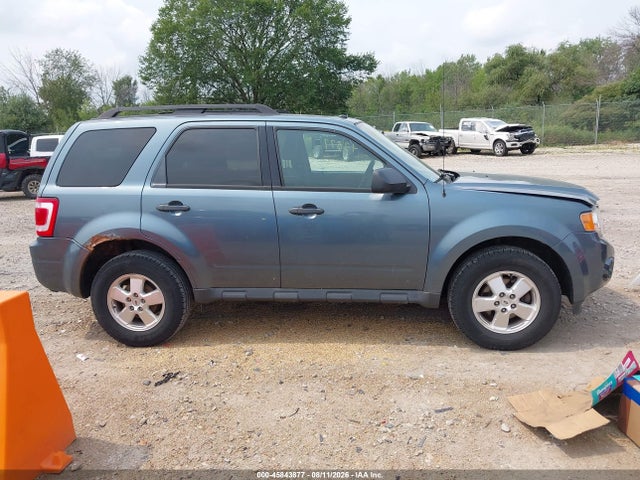 2011 Ford Escape Xlt მანქანა იყიდება აუქციონზე, vin: 1FMCU0DG8BKA79560, აუქციონის ნომერი: 45843877