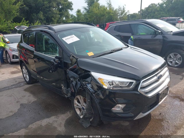 45843903 :رقم المزاد ، 1FMCU9HD1JUA96725 vin ، 2018 Ford Escape Sel مزاد بيع