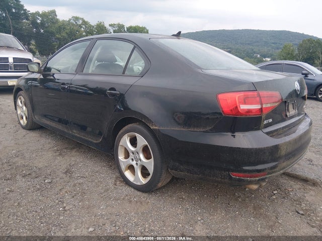 45843909 :رقم المزاد ، 3VWLA7AJ6FM228209 vin ، 2015 Volkswagen Jetta 2.0l Tdi S مزاد بيع