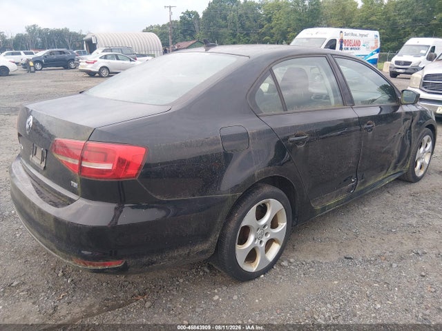 45843909 :رقم المزاد ، 3VWLA7AJ6FM228209 vin ، 2015 Volkswagen Jetta 2.0l Tdi S مزاد بيع