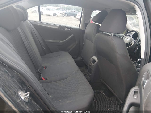 45843909 :رقم المزاد ، 3VWLA7AJ6FM228209 vin ، 2015 Volkswagen Jetta 2.0l Tdi S مزاد بيع