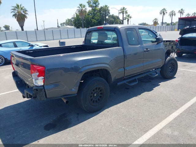 Toyota Tacoma Sr 2017 5TFRX5GN2HX097433 Image 4