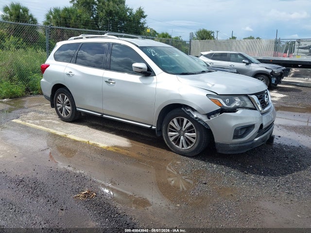 45843940 :رقم المزاد ، 5N1DR2AN1LC581374 vin ، 2020 Nissan Pathfinder S 2wd مزاد بيع