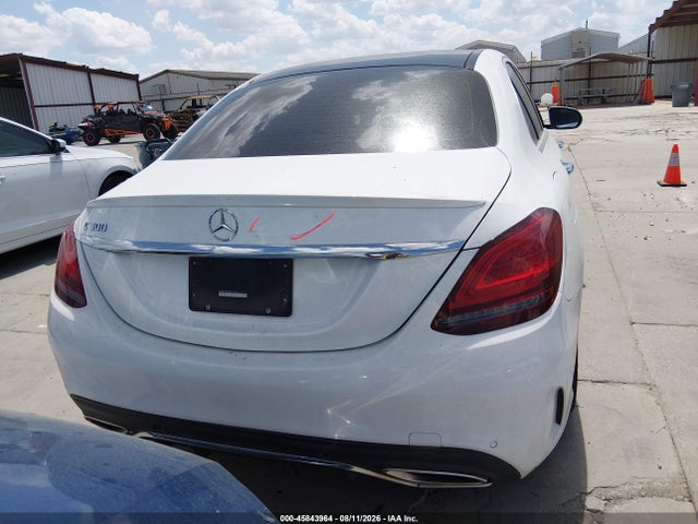 45843964 :رقم المزاد ، W1KWF8DB3MR626474 vin ، 2021 Mercedes-benz C 300 Sedan مزاد بيع