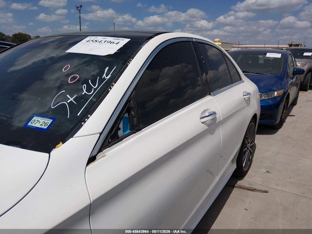 45843964 :رقم المزاد ، W1KWF8DB3MR626474 vin ، 2021 Mercedes-benz C 300 Sedan مزاد بيع