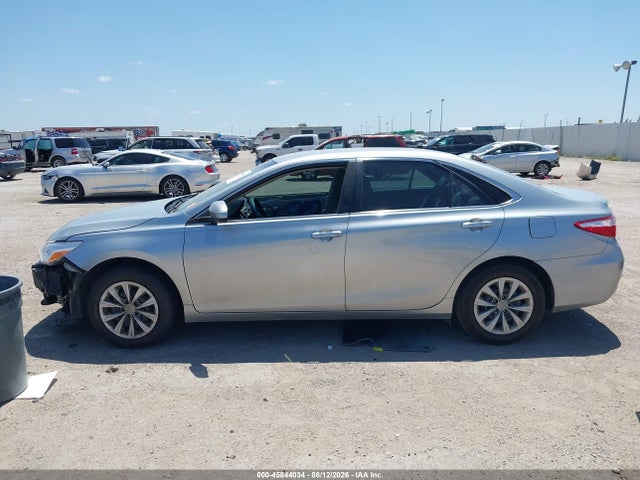 Aukcja sprzedaży 2017 Toyota Camry Le, vin: 4T1BF1FK0HU689902, numer aukcji: 45844034