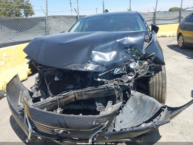 45844084 :رقم المزاد ، JTHBK1GG7D2045618 vin ، 2013 Lexus Es 350 مزاد بيع