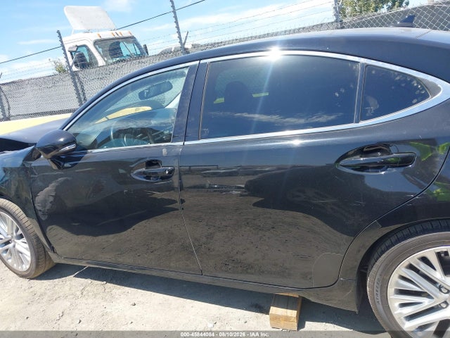 45844084 :رقم المزاد ، JTHBK1GG7D2045618 vin ، 2013 Lexus Es 350 مزاد بيع