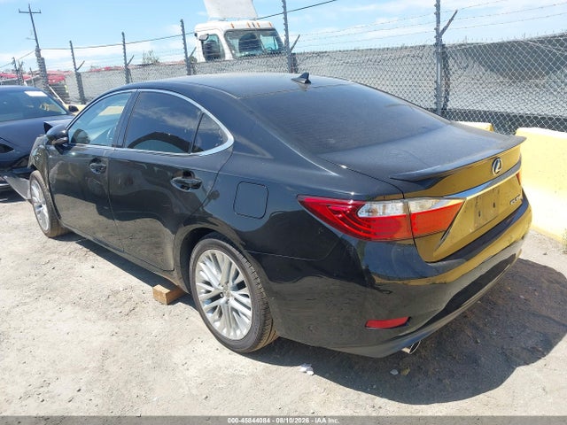 45844084 :رقم المزاد ، JTHBK1GG7D2045618 vin ، 2013 Lexus Es 350 مزاد بيع
