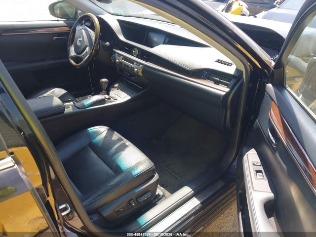 45844084 :رقم المزاد ، JTHBK1GG7D2045618 vin ، 2013 Lexus Es 350 مزاد بيع