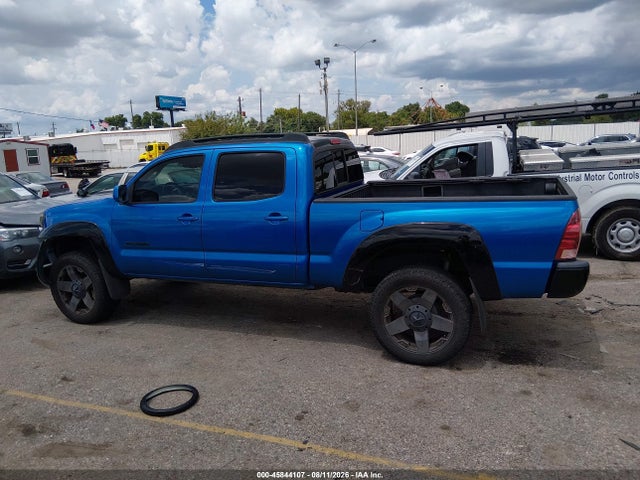 2005 Toyota Tacoma Prerunner V6 მანქანა იყიდება აუქციონზე, vin: 3TMKU72N45M002725, აუქციონის ნომერი: 45844107