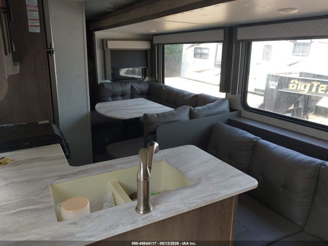 Продажа на аукционе авто 2021 Forest River Wildwood, vin: 4X4TWDD22M7368542, номер лота: 45844117