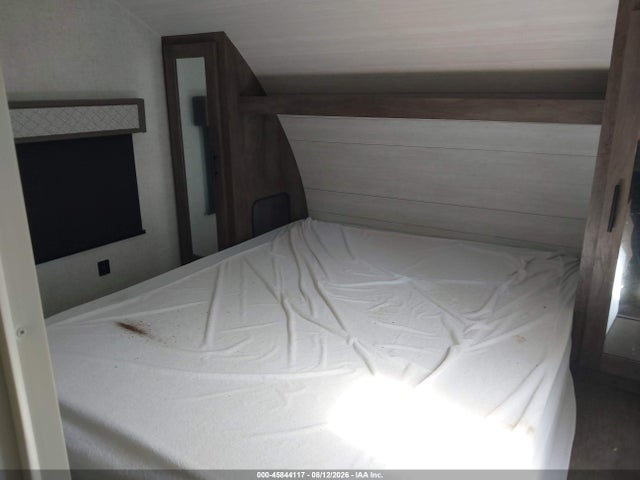 Продажа на аукционе авто 2021 Forest River Wildwood, vin: 4X4TWDD22M7368542, номер лота: 45844117