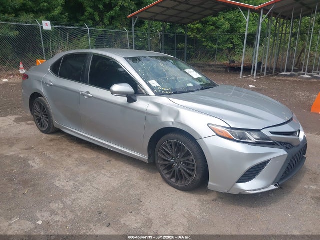 45844139 :رقم المزاد ، JTNB11HK6J3045926 vin ، 2018 Toyota Camry Se مزاد بيع