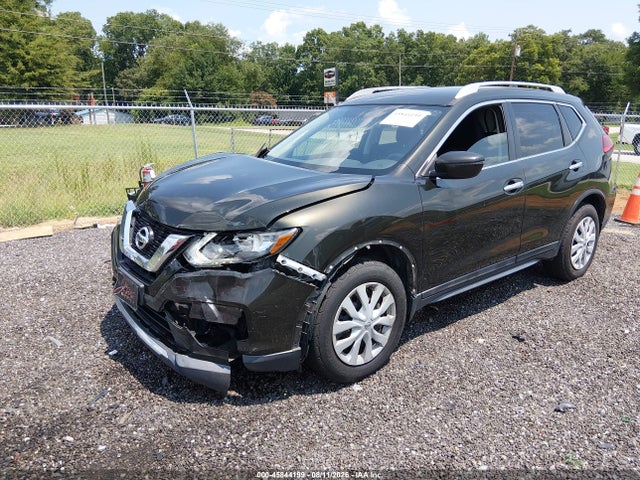 2017 Nissan Rogue S მანქანა იყიდება აუქციონზე, vin: 5N1AT2MV9HC777022, აუქციონის ნომერი: 45844199