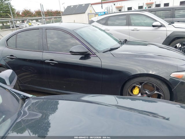 Auction sale of the 2019 Alfa Romeo Giulia Ti Sport Rwd, vin: ZARFAMBNXK7600466, lot number: 45844213
