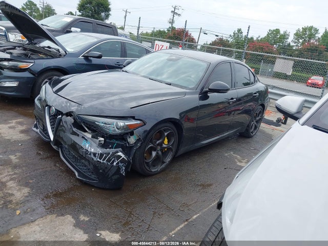 Auction sale of the 2019 Alfa Romeo Giulia Ti Sport Rwd, vin: ZARFAMBNXK7600466, lot number: 45844213