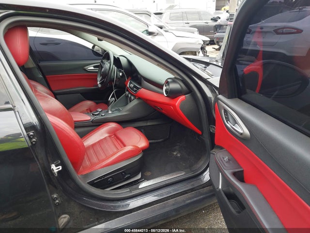 Auction sale of the 2019 Alfa Romeo Giulia Ti Sport Rwd, vin: ZARFAMBNXK7600466, lot number: 45844213