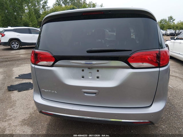 45844233 :رقم المزاد ، 2C4RC1BG3JR315607 vin ، 2018 Chrysler Pacifica Touring L مزاد بيع