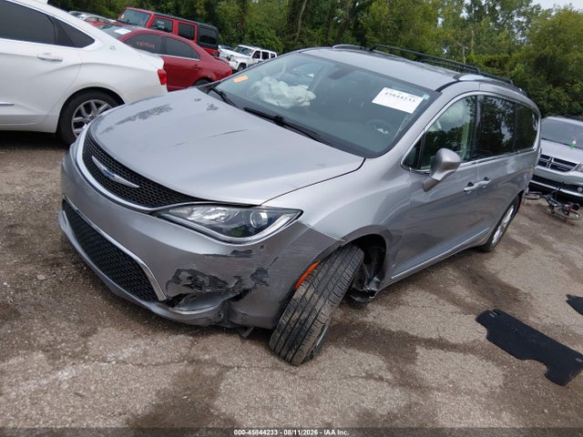 45844233 :رقم المزاد ، 2C4RC1BG3JR315607 vin ، 2018 Chrysler Pacifica Touring L مزاد بيع