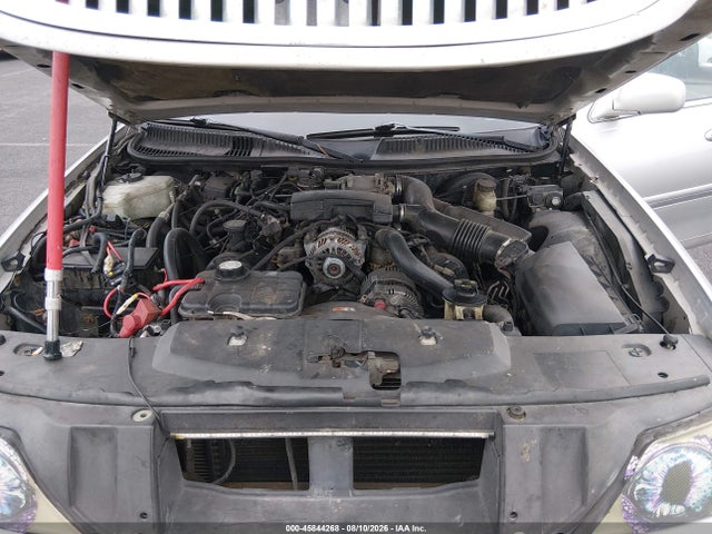 Продажа на аукционе авто 2004 Lincoln Town Car Executive, vin: 1L1FM81W64Y646938, номер лота: 45844268