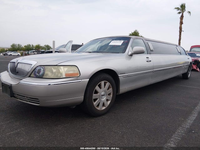 Продажа на аукционе авто 2004 Lincoln Town Car Executive, vin: 1L1FM81W64Y646938, номер лота: 45844268