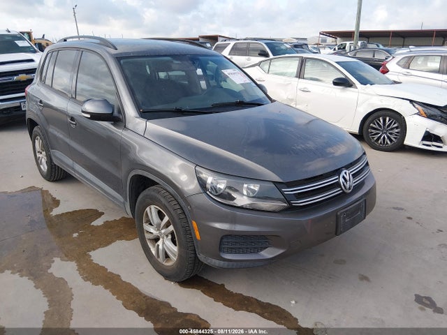 2016 Volkswagen Tiguan S მანქანა იყიდება აუქციონზე, vin: WVGAV7AX9GW004819, აუქციონის ნომერი: 45844325