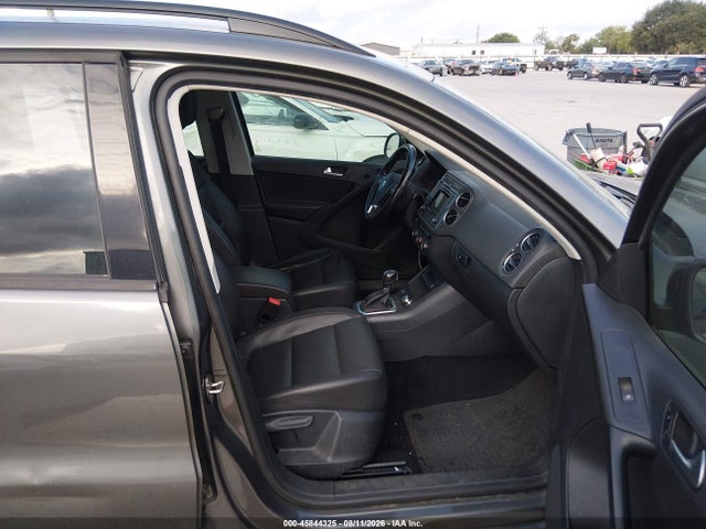 Продажа на аукционе авто 2016 Volkswagen Tiguan S, vin: WVGAV7AX9GW004819, номер лота: 45844325