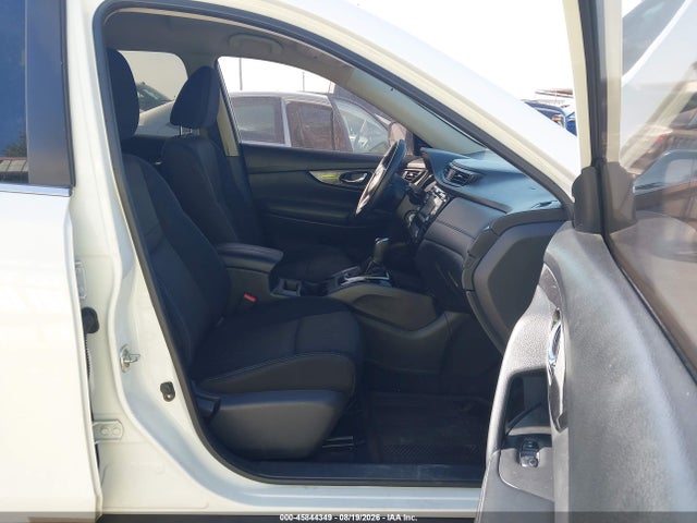 Продажа на аукционе авто 2017 Nissan Rogue S, vin: KNMAT2MT3HP615723, номер лота: 45844349