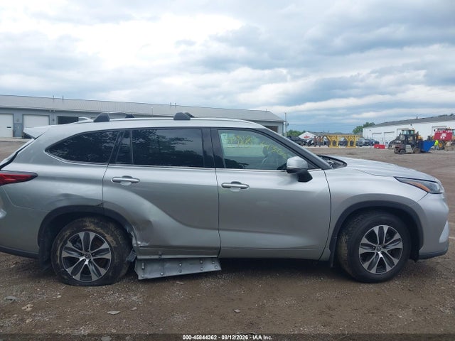 Aukcja sprzedaży 2022 Toyota Highlander Xle, vin: 5TDGZRBH4NS228504, numer aukcji: 45844362
