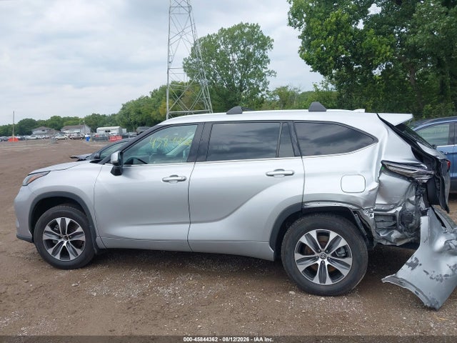 Aukcja sprzedaży 2022 Toyota Highlander Xle, vin: 5TDGZRBH4NS228504, numer aukcji: 45844362
