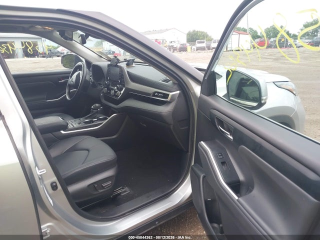 Aukcja sprzedaży 2022 Toyota Highlander Xle, vin: 5TDGZRBH4NS228504, numer aukcji: 45844362